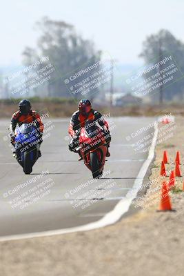 media/Sep-20-2025-TrackDaz (Sat) [[27f0cde673]]/B Group/220pm (Turn 9)/